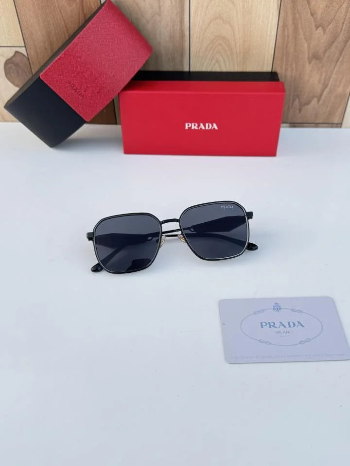 Pra_da_119_black