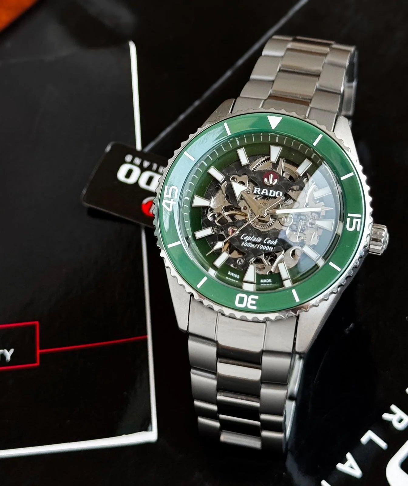 Ra_do Captain Cook Automatic